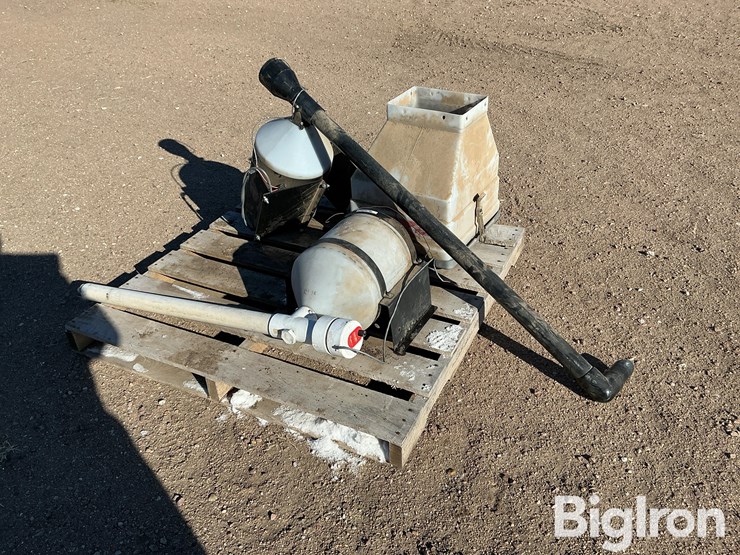 dry-inoculant-applicators-image-1