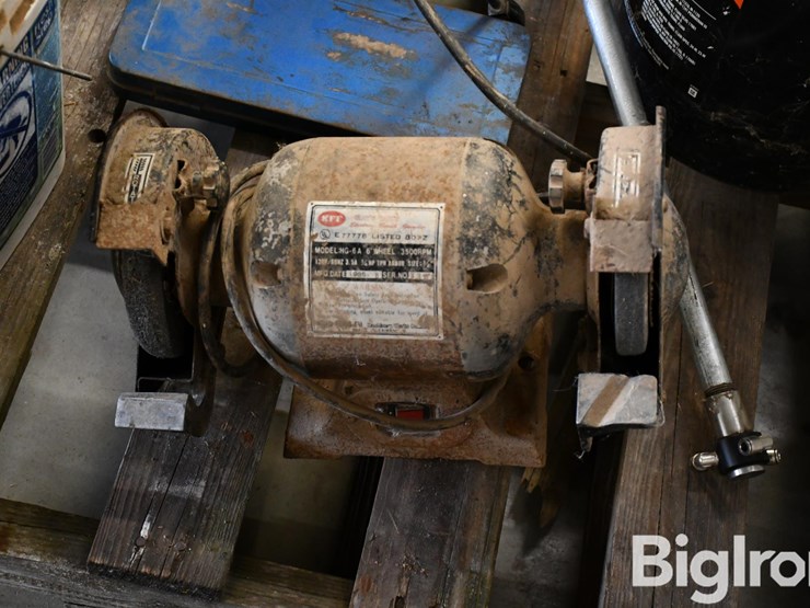 pallet-of-farm-support-image-11