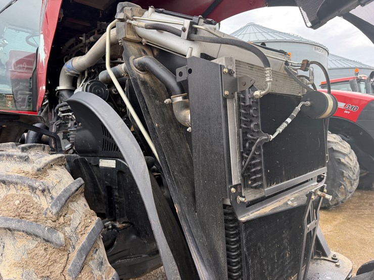 case-ih-235-image-51