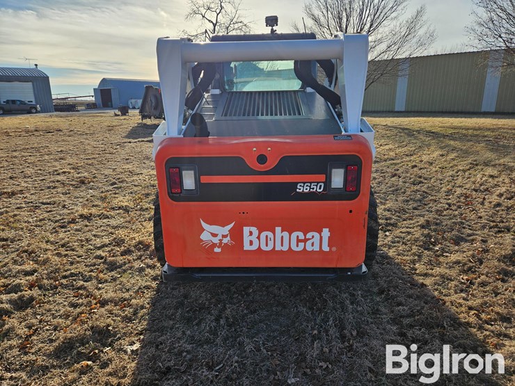 2015-bobcat-s650-image-6