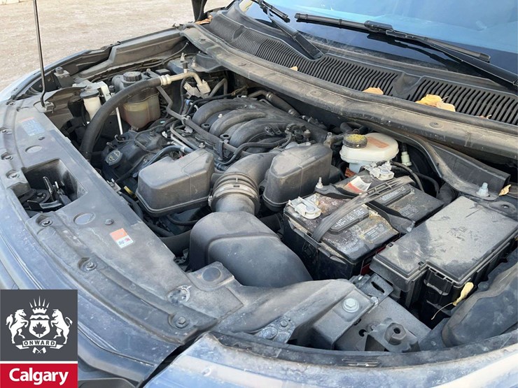 2017-ford-explorer-image-25