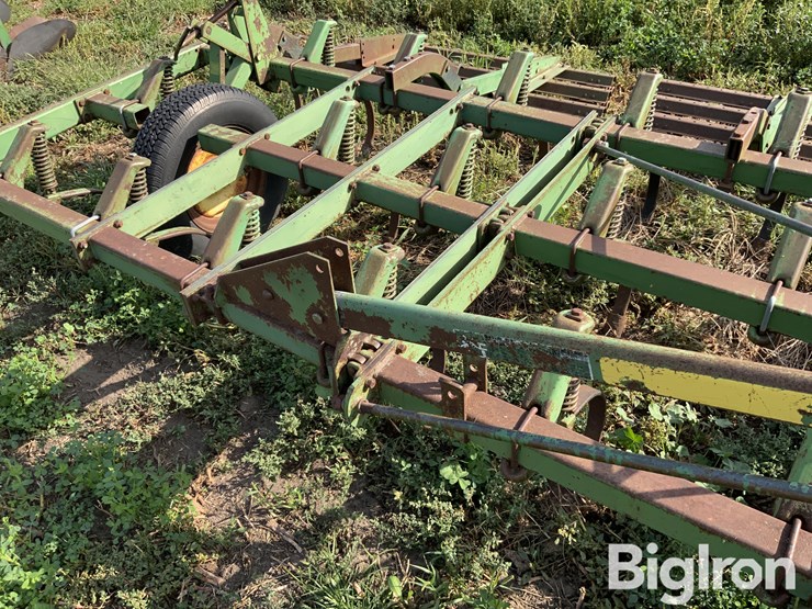 john-deere-21’-field-cultivator-w/harrow-image-15