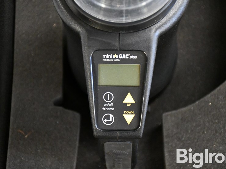 dickey-john-mini-gac-plus-moister-tester-image-9