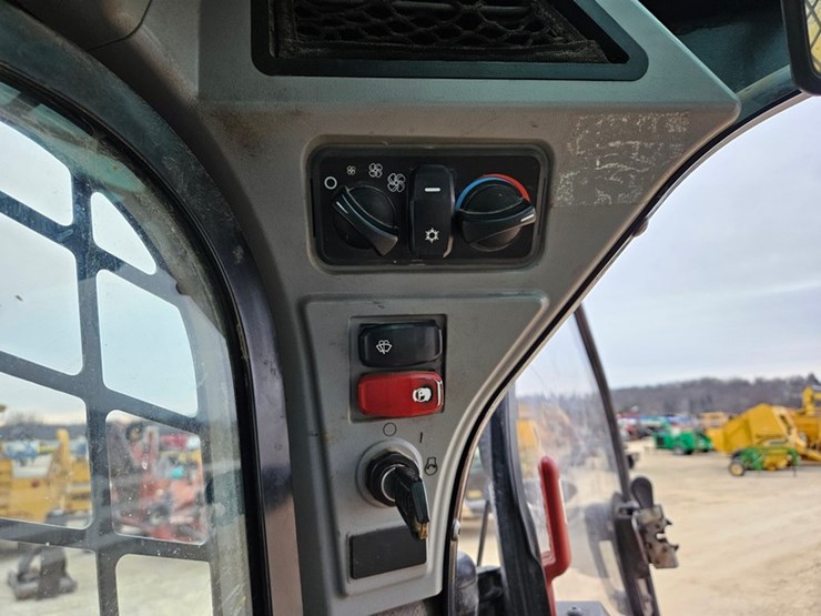 caterpillar-299d3-image-24