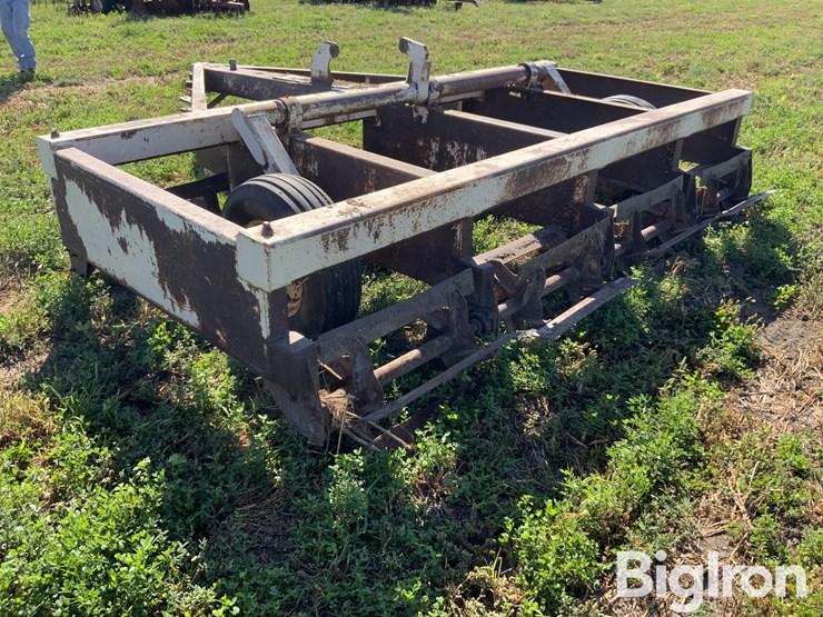 strobel-12.5’-pull-type-stalk-chopper-image-7