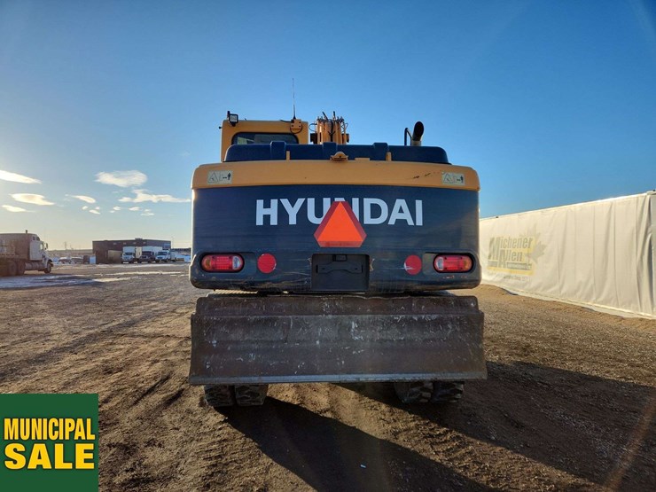 2012-hyundai-r140-w-9-excavator-image-32