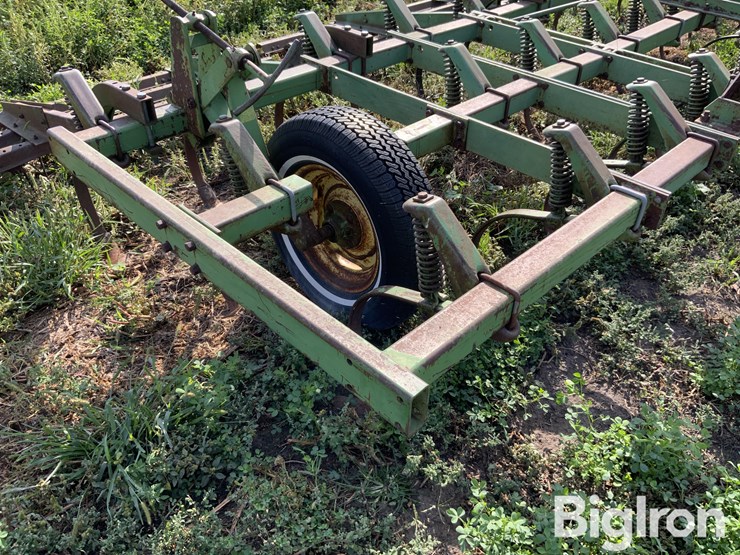 john-deere-21’-field-cultivator-w/harrow-image-17