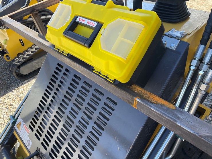 #2118-•-lot-2118-image-11