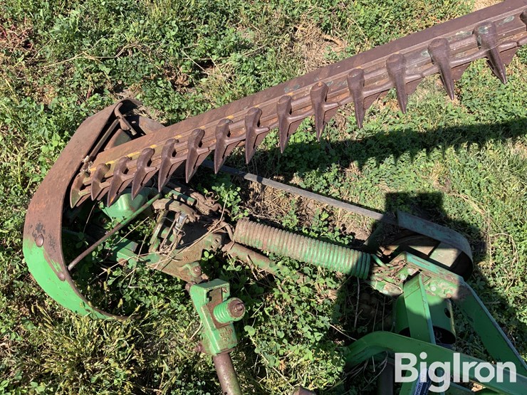 john-deere-350-image-12