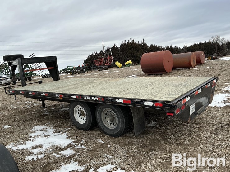 1990-t/a-gooseneck-flatbed-trailer-image-8