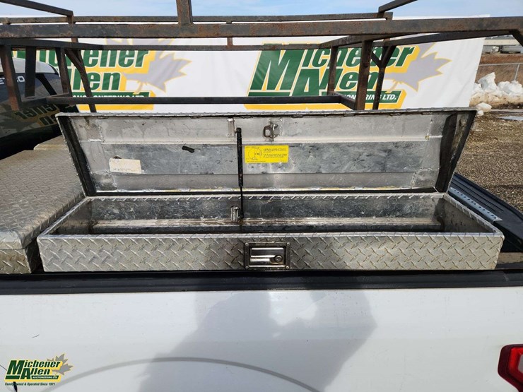 2015-ford-f150-xlt-image-27