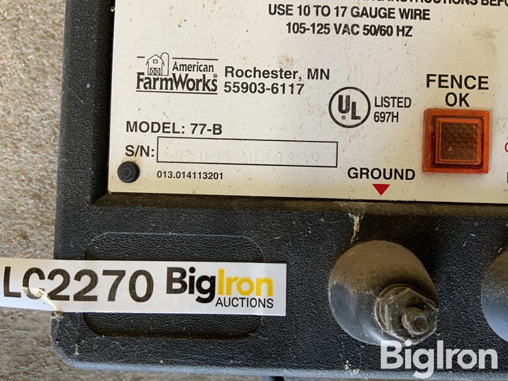 international-77-b-electric-fence-controller-image-12