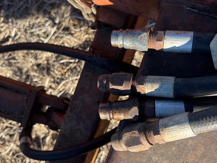 farmhand-3-bale-mover-image-11