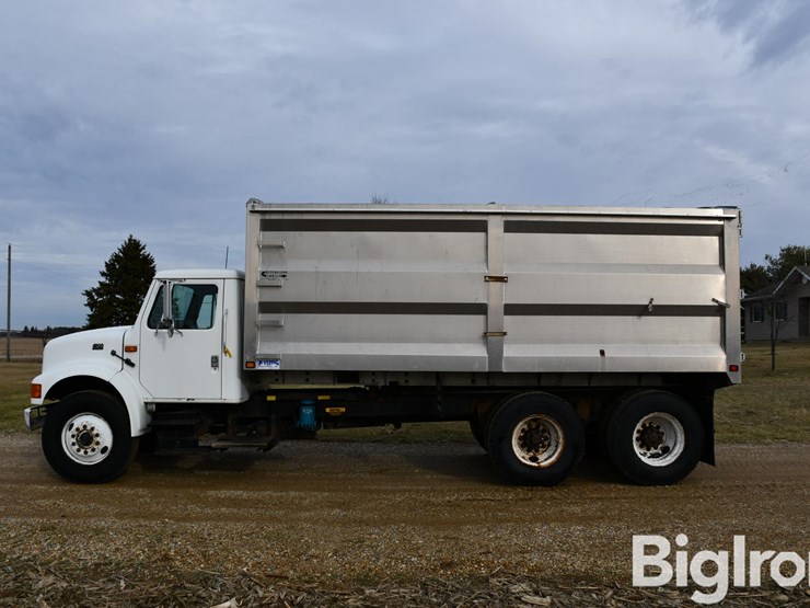 1994-international-4900-image-8