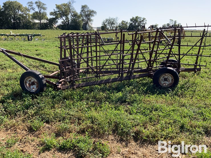 30’-5-section-folding-spiked-tooth-harrow-image-7