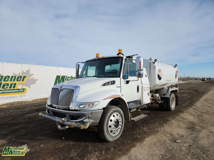 2008-international-durastar-4300-image-1