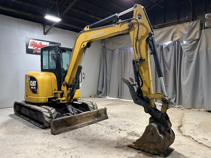 2016-caterpillar-305.5e2-image-4