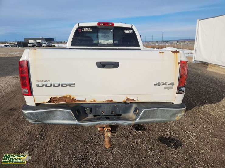 2004-dodge-ram-1500-image-8