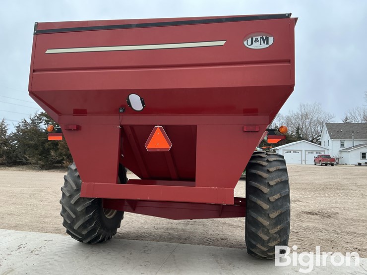 2010-j&m-750-image-6