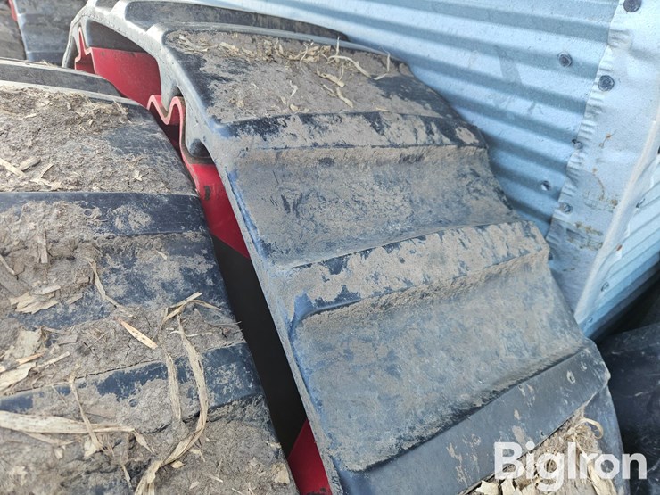 lindsay-nftrax-airless-pivot-tires-image-5