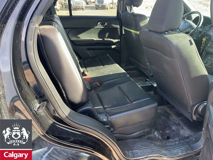 2017-ford-explorer-image-17