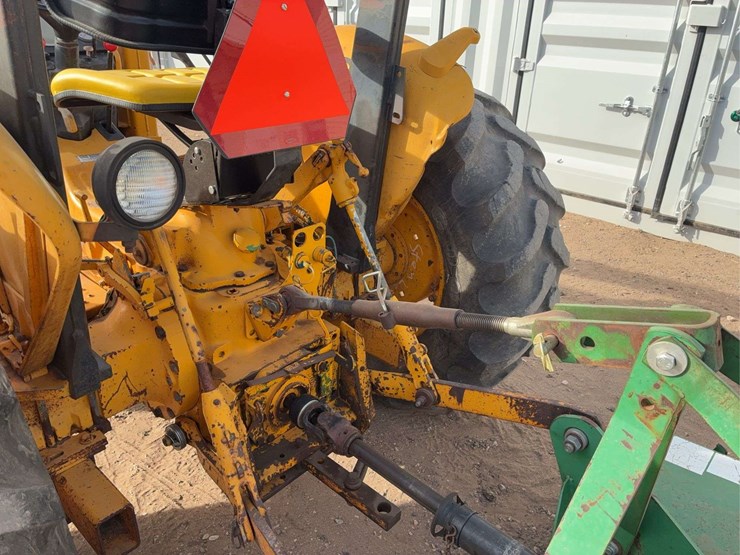 john-deere-2155-image-22