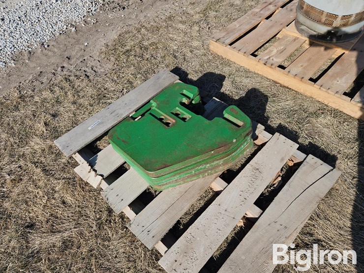 john-deere-suitcase-weights-image-5