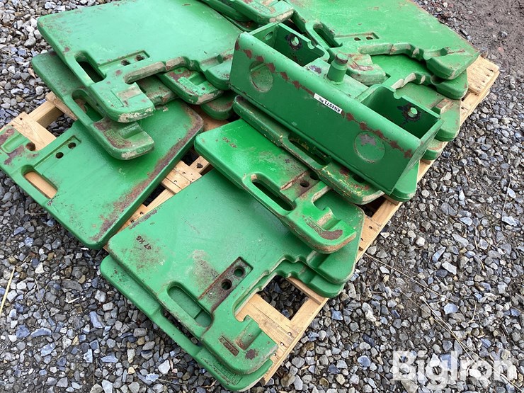 john-deere-r58820d-jdfw25-suitcase-weights-w/bracket-image-11