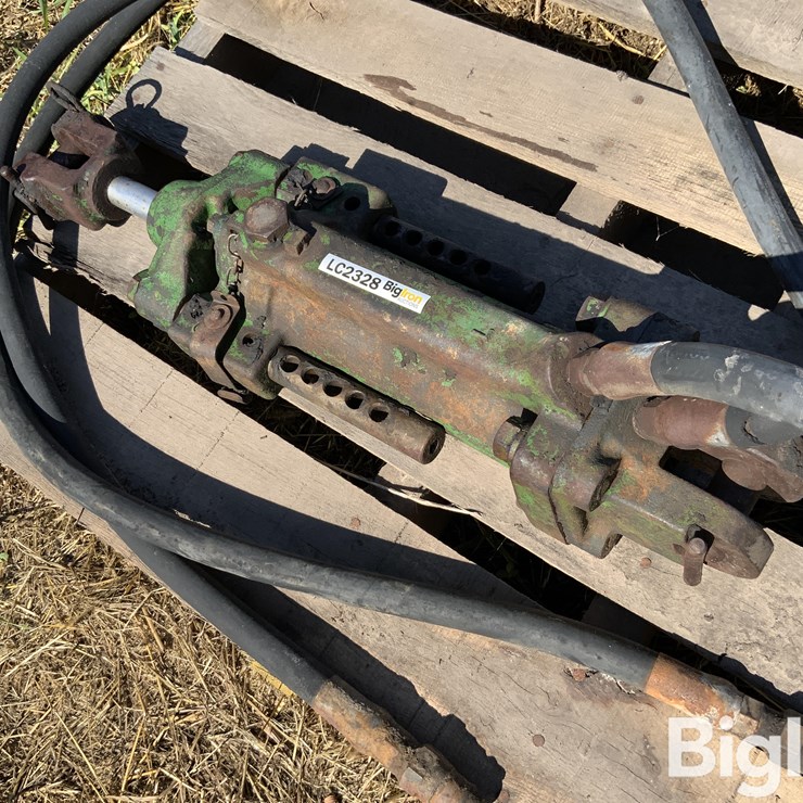 John Deere Hydraulic Cylinder