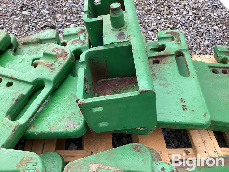 john-deere-r58820d-jdfw25-suitcase-weights-w/bracket-image-15