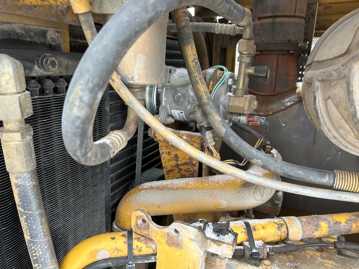 caterpillar-d8r-image-58