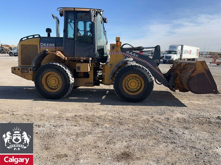 deere-444k-image-6