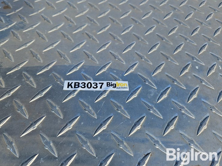 aluminum-pickup-box-toolbox-image-14