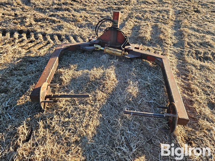 3-pt-round-bale-unroller-image-6