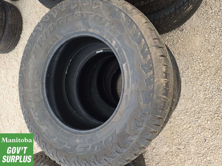 set-of-4-bridgestone-dueler-a/t-265/70/17-image-1