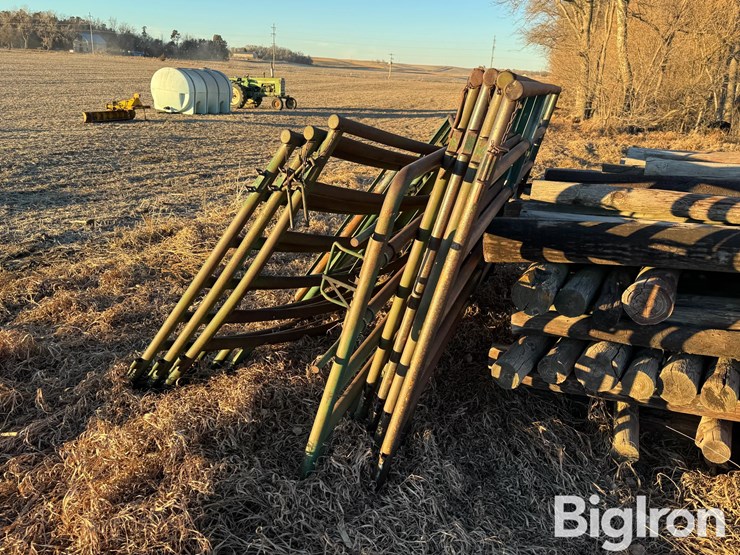 livestock-panels-&-gate-image-7
