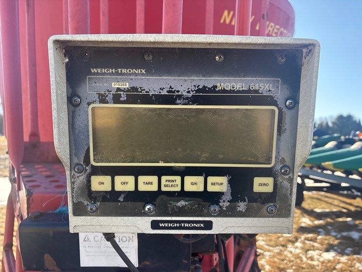 #4856-•-nde-single-screw-feed-wagon-image-8