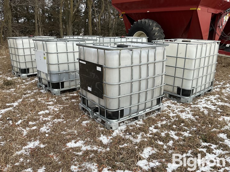 250-gallon-totes-image-3
