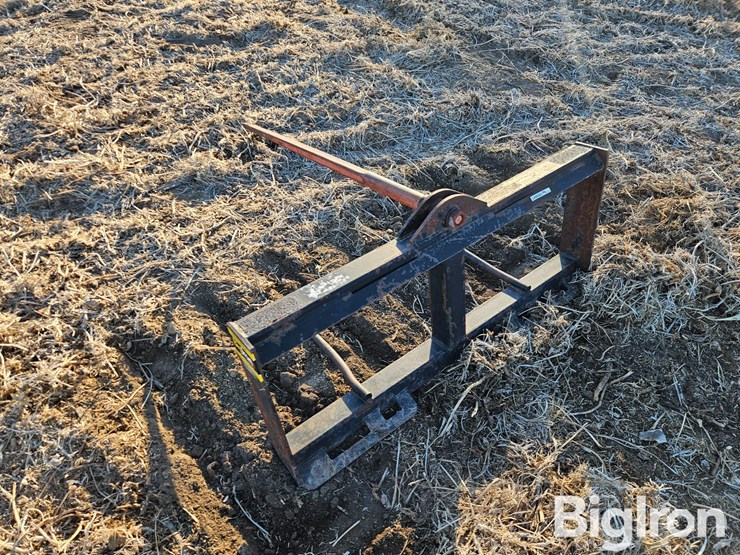 bale-spear-skid-steer-attachment-image-7