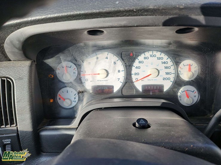 2004-dodge-ram-1500-image-16