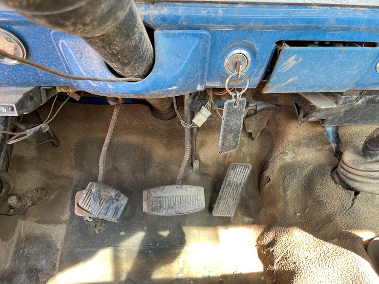 1975-ford-f250-image-28