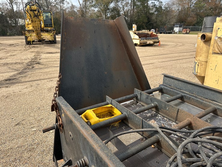 #3546-•-shaker-screen-image-26