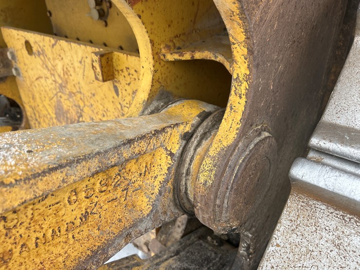 caterpillar-d8r-image-36