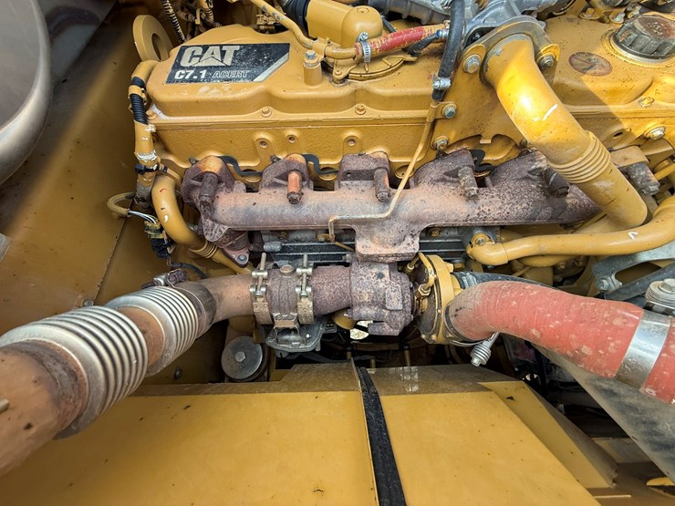 caterpillar-323fl-image-37