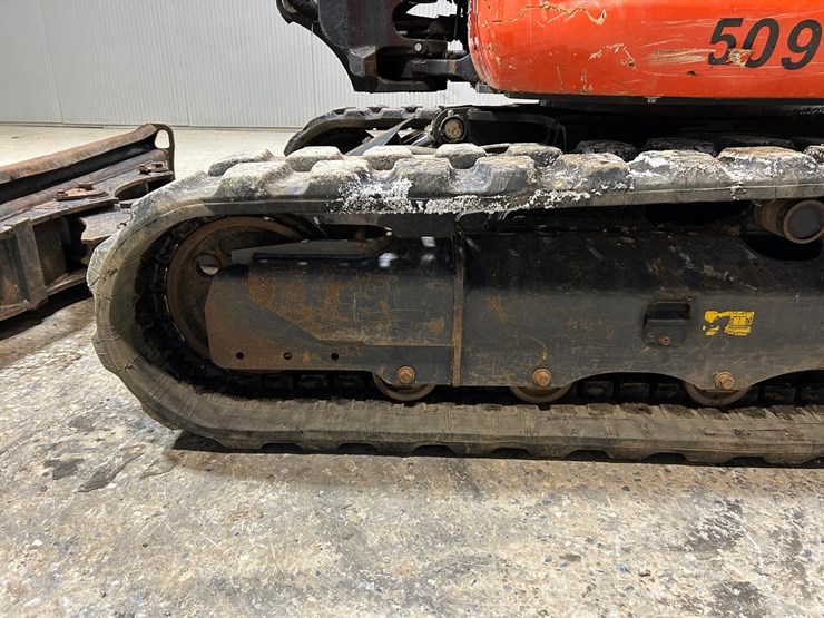 2021-kubota-kx057-4-image-17