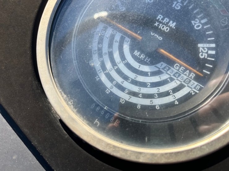 john-deere-2150-image-7