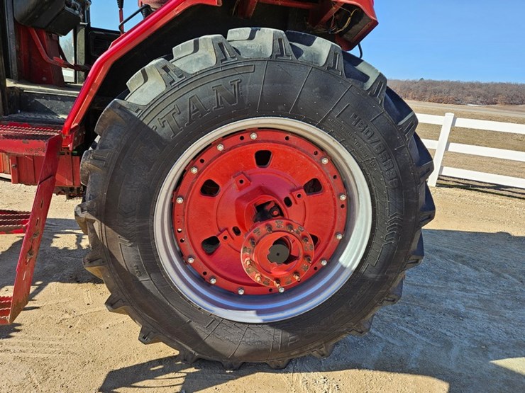 international-1086-image-40