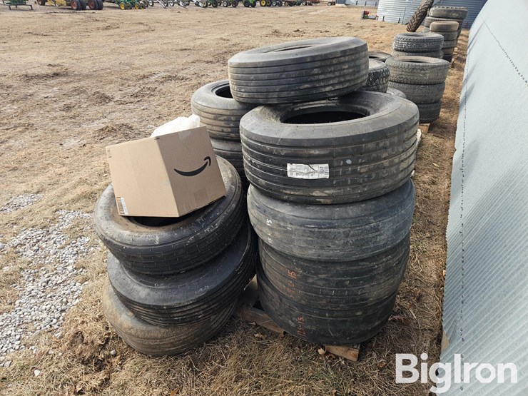 15"-implement-tires-&-tubes-image-4
