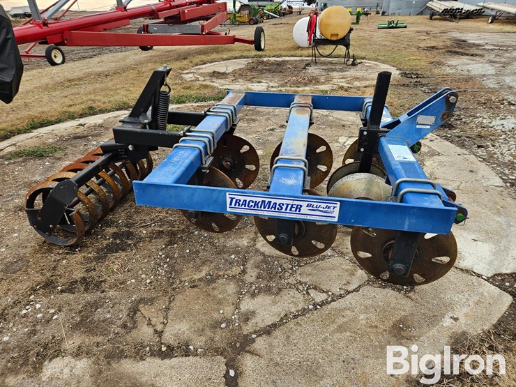 blu-jet-track-master-image-4