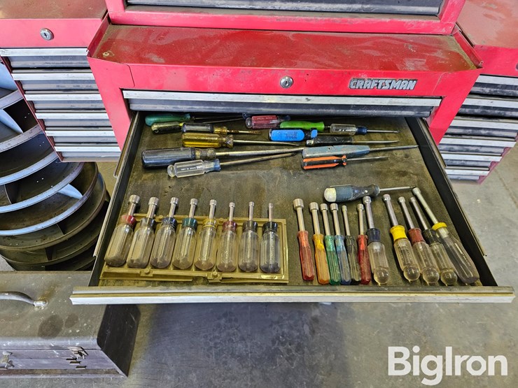 craftsman-steel-rolling-toolboxes-&-tools-image-20